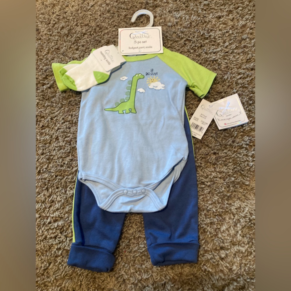 Quiltex dinosaur pant set with socks